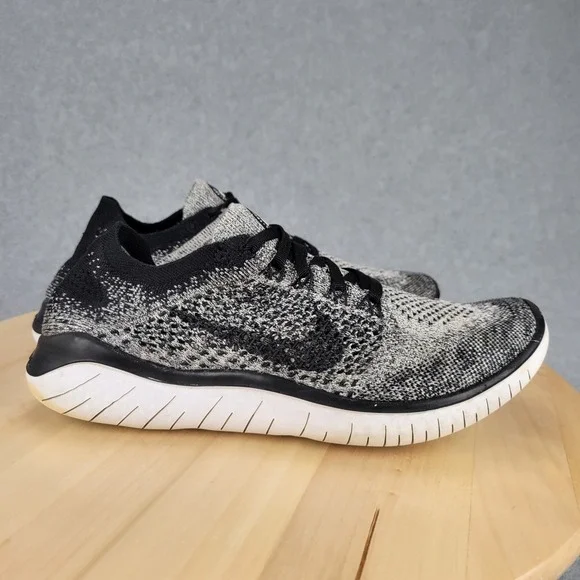 Nike Free RN Flyknit 2018 Oreo Black White Running Shoes 942839-101 Womens 8 - Picture 5 of 12